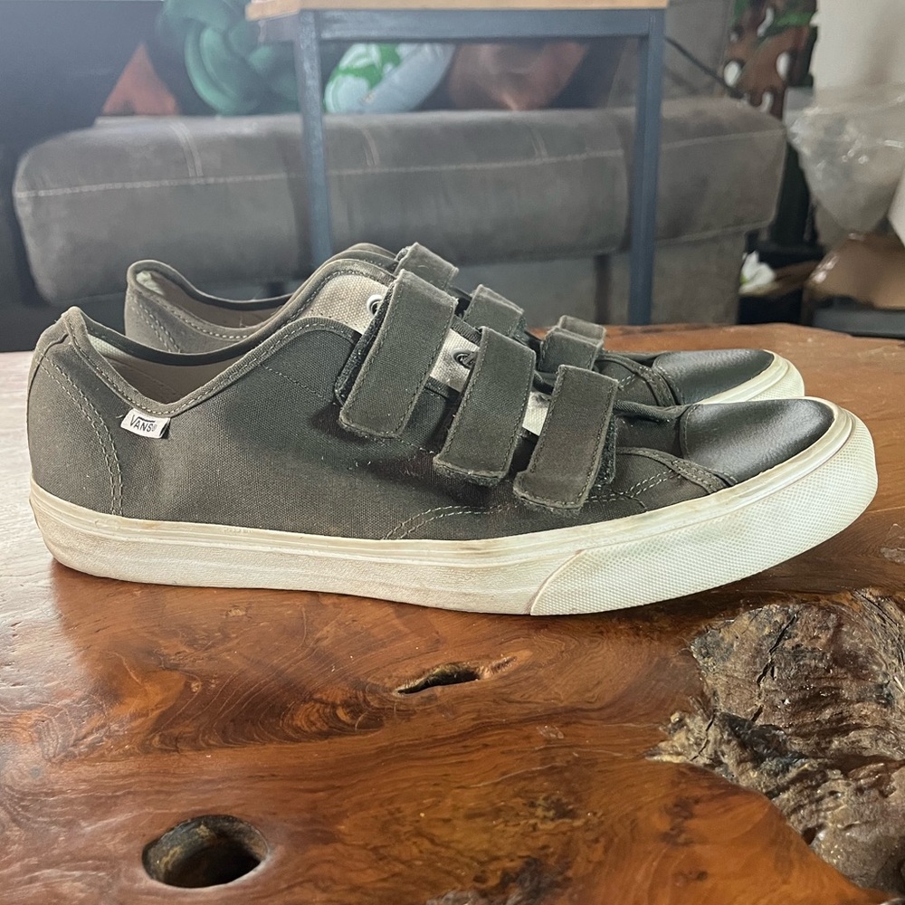 Vans Prison Issue Olive Green Sneakers Men’s 12 Hook-and-Loop Strap Low Top